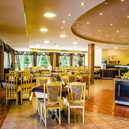 Havana 4* Aranyhomok
